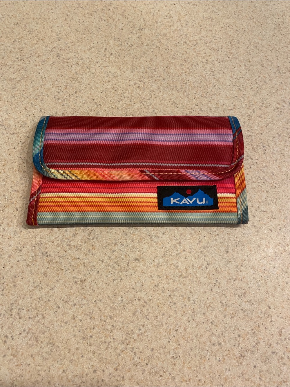 Kavu Wallet Multicolor Stripes Snap Closure Excellent Condition